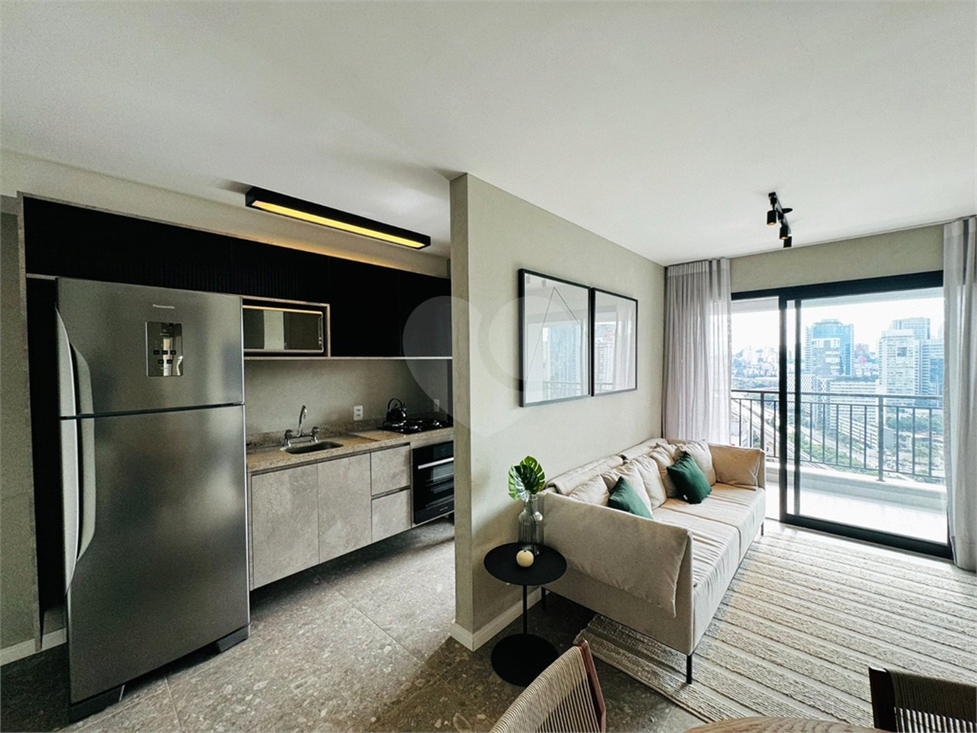 Apartamento à venda com 3 quartos em Vila Cordeiro, São Paulo, SP