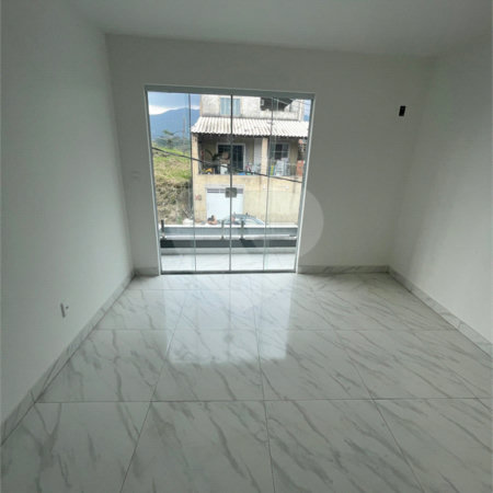 Duplex à venda com 2 suítes em Santíssimo, Rio de Janeiro, RJ