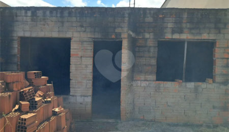 Casa à venda com 2 quartos, sendo 1 suíte,  em Vila Industrial, Piracicaba, SP