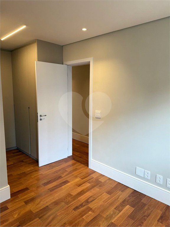 Apartamento à venda com 3 suítes em Vila Olímpia, São Paulo, SP