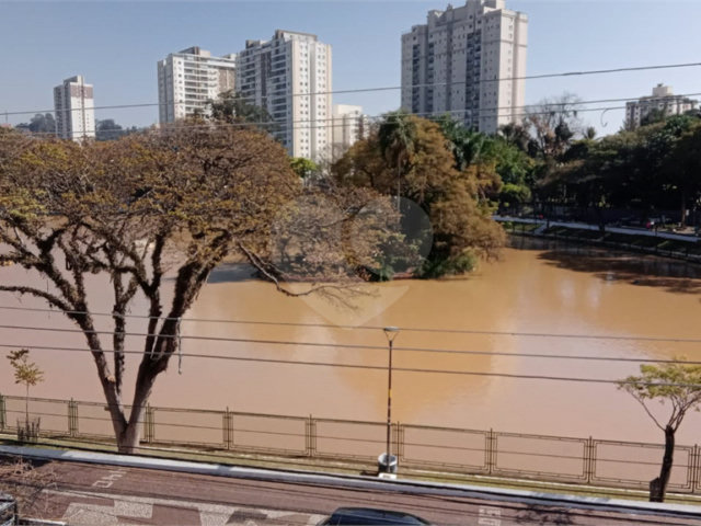 Sobrado à venda com 4 quartos, sendo 1 suíte,  em Vila Rosália, Guarulhos, SP