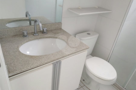 Apartamento para alugar com 2 quartos em Vila Anastácio, São Paulo, SP