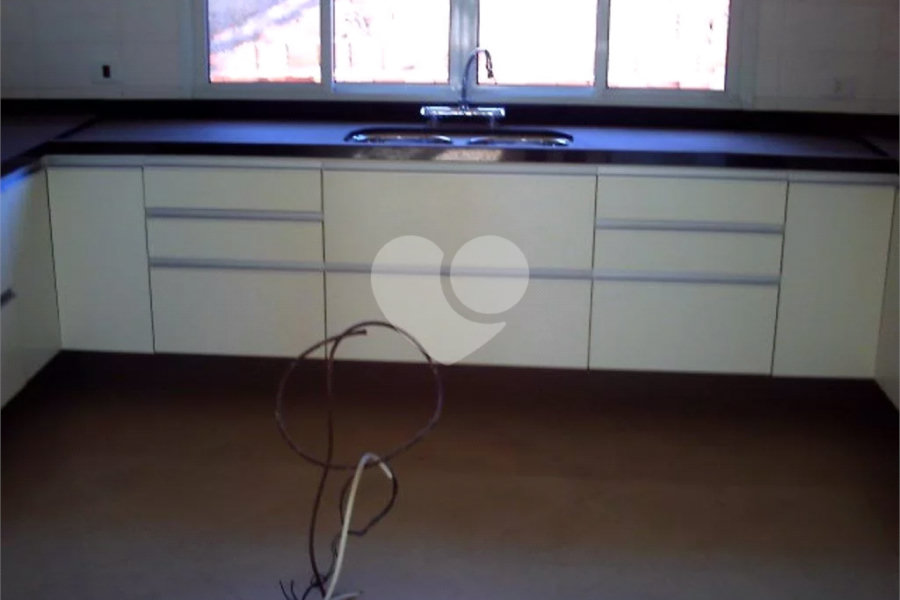 Sobrado à venda com 3 quartos, sendo 1 suíte, em Tremembé, São Paulo, SP