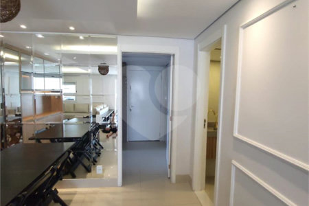 Apartamento à venda com 3 quartos, sendo 1 suíte, em Jardim Vazani, São Paulo, SP