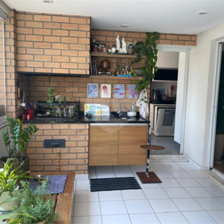 Apartamento à venda com 3 suítes em Vila Andrade, São Paulo, SP