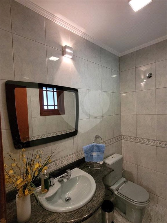 Casa à venda com 4 quartos, sendo 2 suítes, no condomínio Alpes da Cantareira, Mairiporã - SP