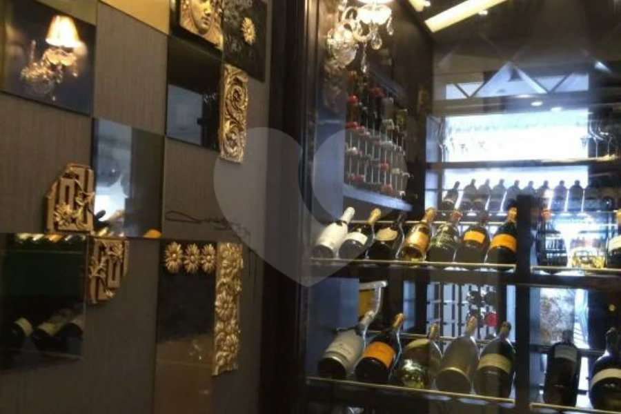 Apartamento à venda com 3 suítes em Tatuapé, São Paulo, SP