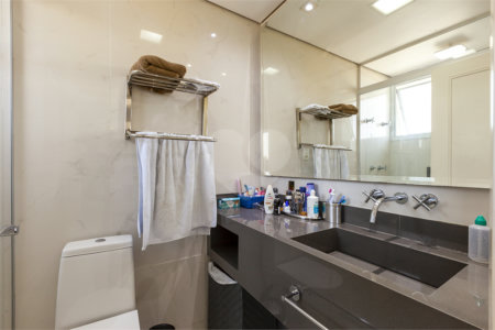 Apartamento à venda com 3 suítes em Panamby, São Paulo, SP