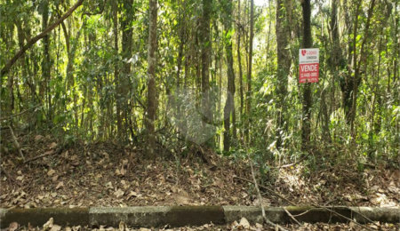 Terreno à venda no condomínio Alpes da Cantareira, Mairiporã - SP