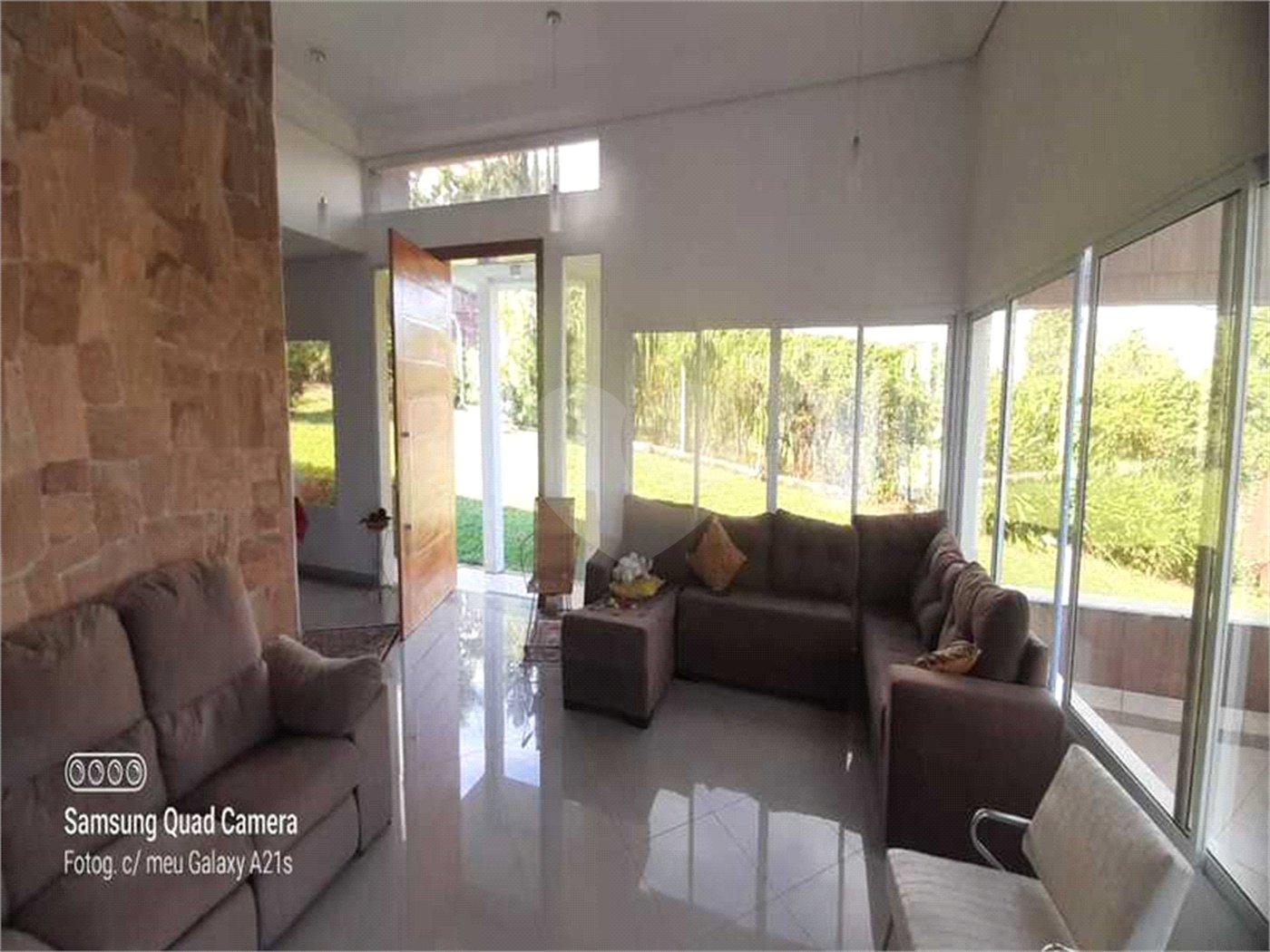 Casa à venda com 4 suítes no condomínio Residencial Vale das Laranjeiras, Indaiatuba - SP
