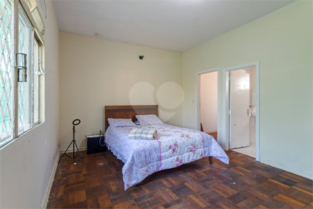 Casa Térrea à venda com 4 quartos, sendo 1 suíte, em Jardim Prudência, São Paulo, SP
