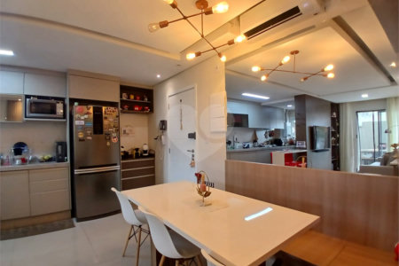 Apartamento à venda com 2 quartos, sendo 1 suíte,  em Bairro do Cambará, São Roque, SP