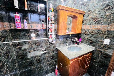 Casa à venda com 4 quartos, sendo 1 suíte, em Campo Grande, Rio de Janeiro, RJ