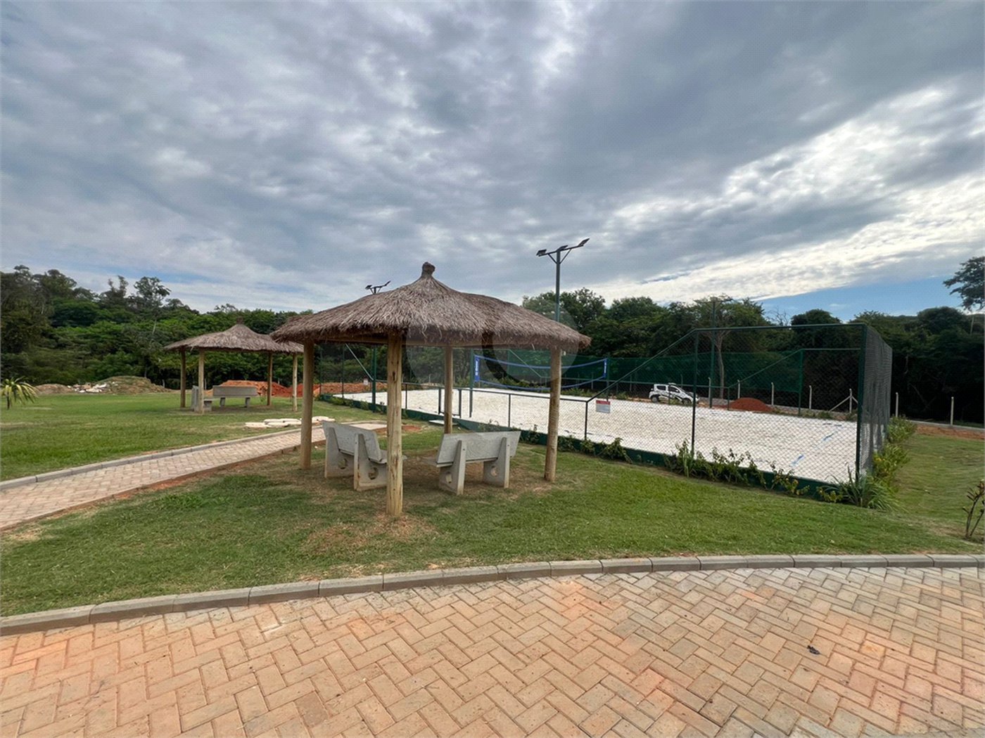 Casa à venda com 3 quartos, sendo 1 suíte, no condomínio Villagio_ipanema 1, Sorocaba - SP