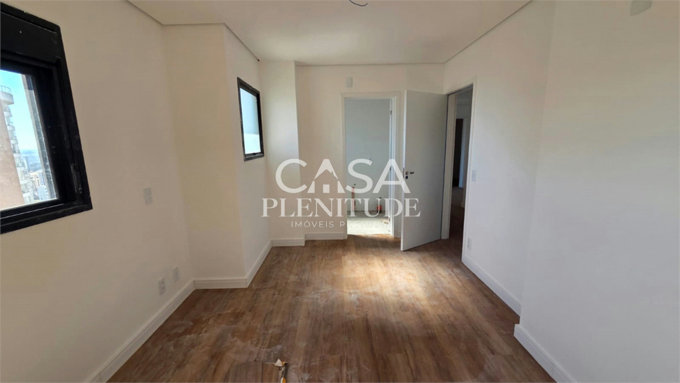 Duplex à venda ou para alugar com 4 quartos, sendo 5 suítes, em Parque Campolim, Sorocaba, SP
