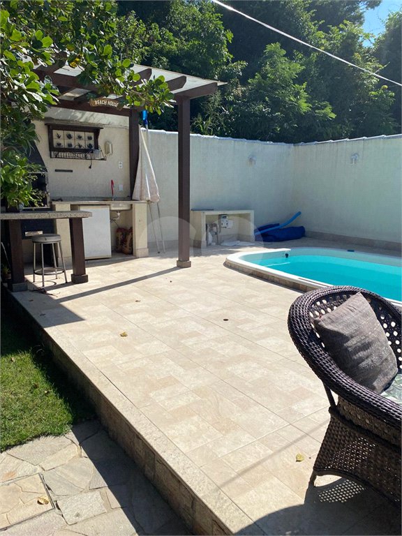 Casa em condomínio à venda com 3 quartos, sendo 2 suítes, em Caravelas, Armação dos Búzios, RJ