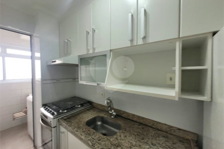 Apartamento para alugar com 2 quartos em Vila Anastácio, São Paulo, SP