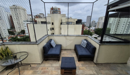 Cobertura à venda com 4 quartos, sendo 2 suítes,  em Vila Hamburguesa, São Paulo, SP
