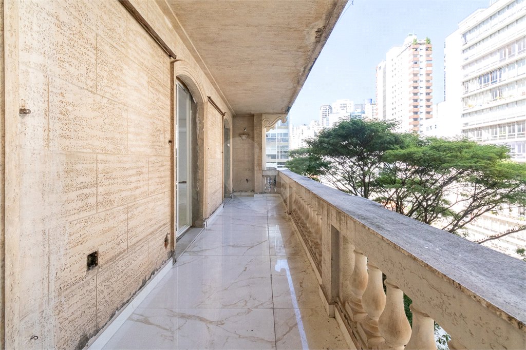 Apartamento à venda com 7 suítes em Santa Cecília, São Paulo, SP