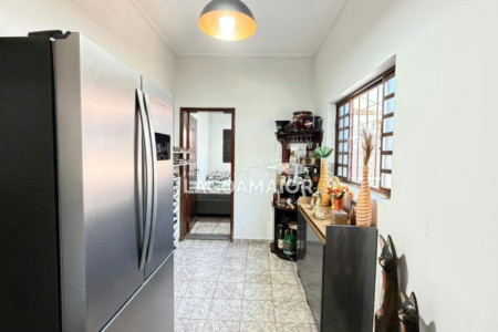 Casa à venda com 3 quartos, sendo 1 suíte, em Jardim Cangalha, Três Lagoas - MS