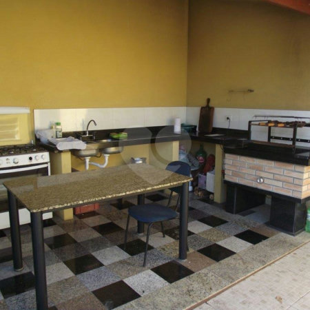 Casa Térrea à venda ou para alugar com 3 quartos, sendo 1 suíte, em Jardim Celani, Salto, SP