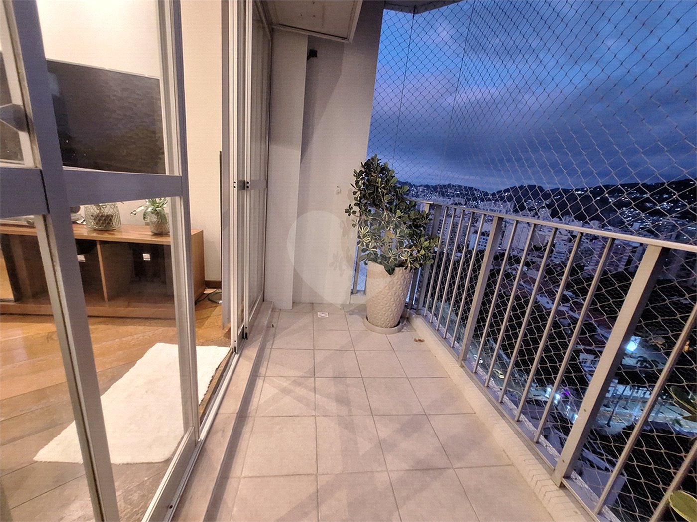 Apartamento à venda com 3 quartos, sendo 1 suíte, em Maracanã, Rio de Janeiro, RJ