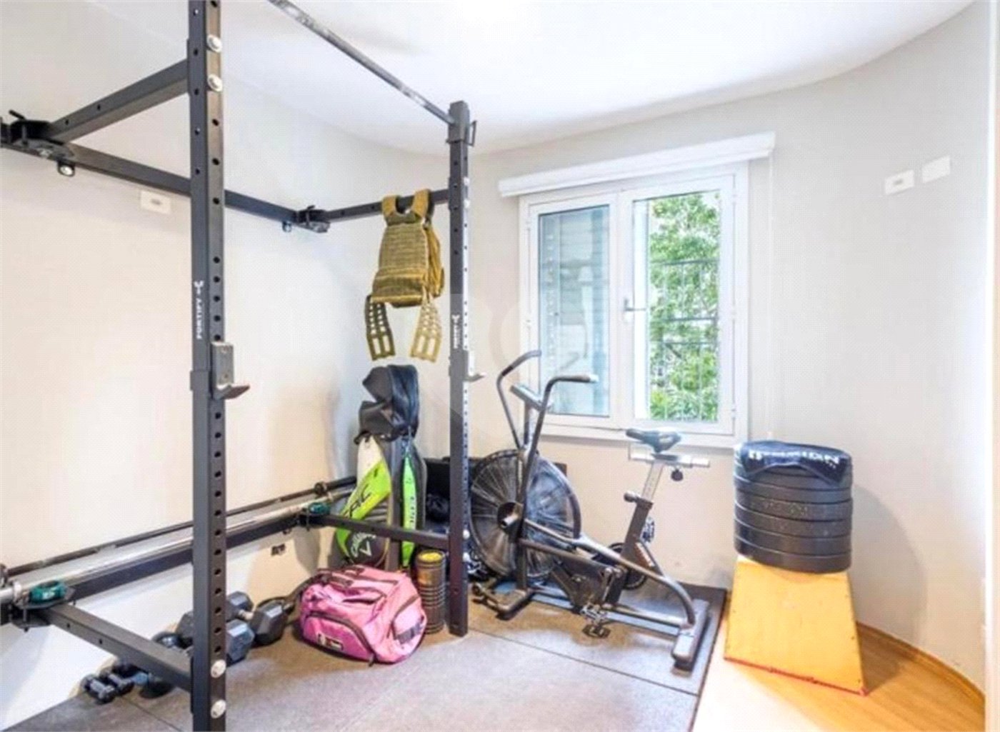 Apartamento à venda com 2 quartos, sendo 1 suíte,  em Jardim Paulista, São Paulo, SP