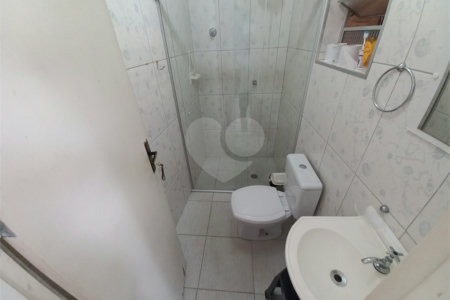 Casa Térrea à venda com 3 quartos em Jardim das Palmas, São Paulo, SP
