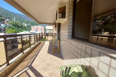 Apartamento à venda com 4 quartos, sendo 1 suíte, em Tijuca, Rio de Janeiro, RJ