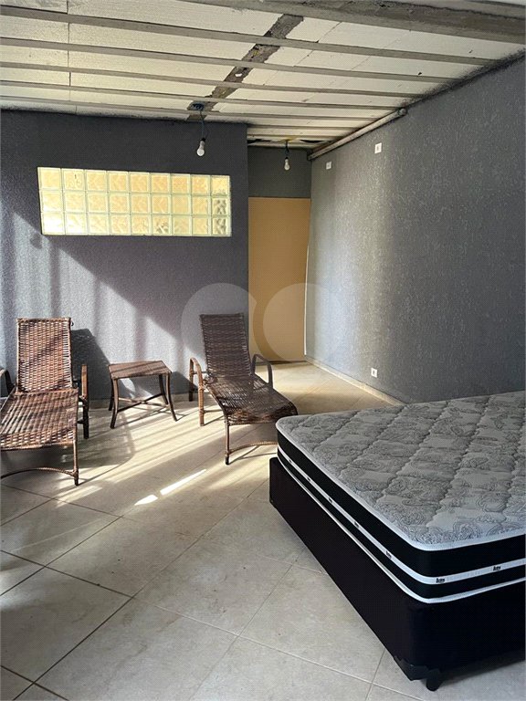 Sobrado à venda com 3 quartos, sendo 1 suíte, em Jardim Brogotá, Atibaia, SP