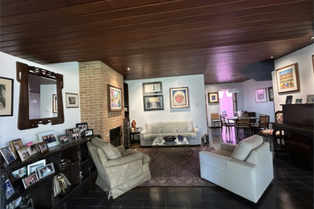 Casa de Vila à venda com 3 quartos, sendo 1 suíte, em Granja Julieta, São Paulo, SP