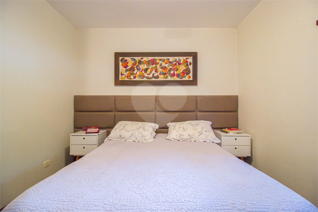 Casa à venda com 3 quartos, sendo 1 suíte, em Alto da Boa Vista, São Paulo, SP
