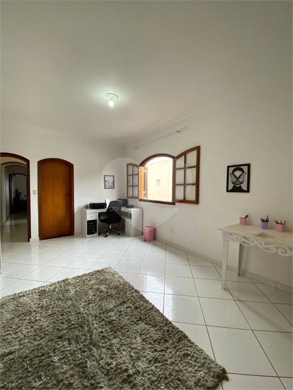 Casa à venda com 3 quartos, sendo 2 suítes, em Jardim Brasil, Guarulhos, SP