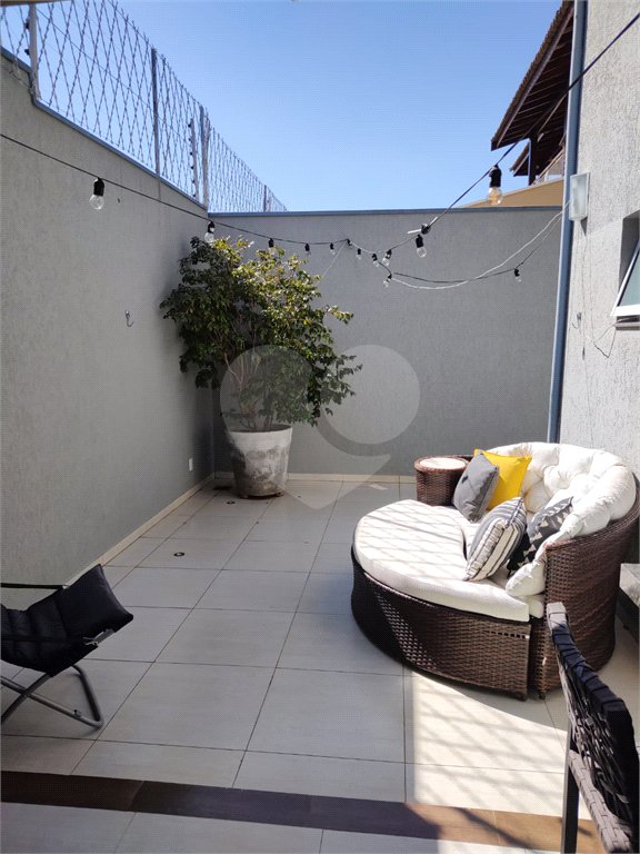 Casa à venda com 3 quartos, sendo 1 suíte,  no condomínio Residencial Jardim das Palmeiras, Vinhedo - SP