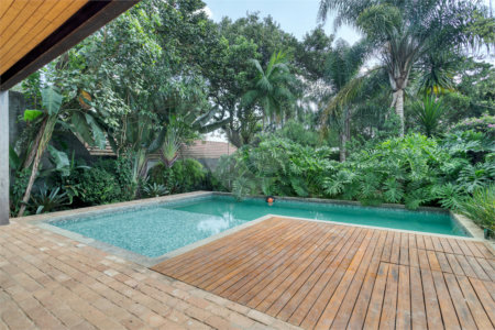Sobrado à venda com 5 quartos, sendo 4 suítes, em Alto da Boa Vista, São Paulo, SP