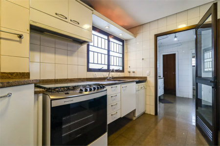 Apartamento à venda com 4 quartos, sendo 3 suítes, em Brooklin Paulista, São Paulo, SP