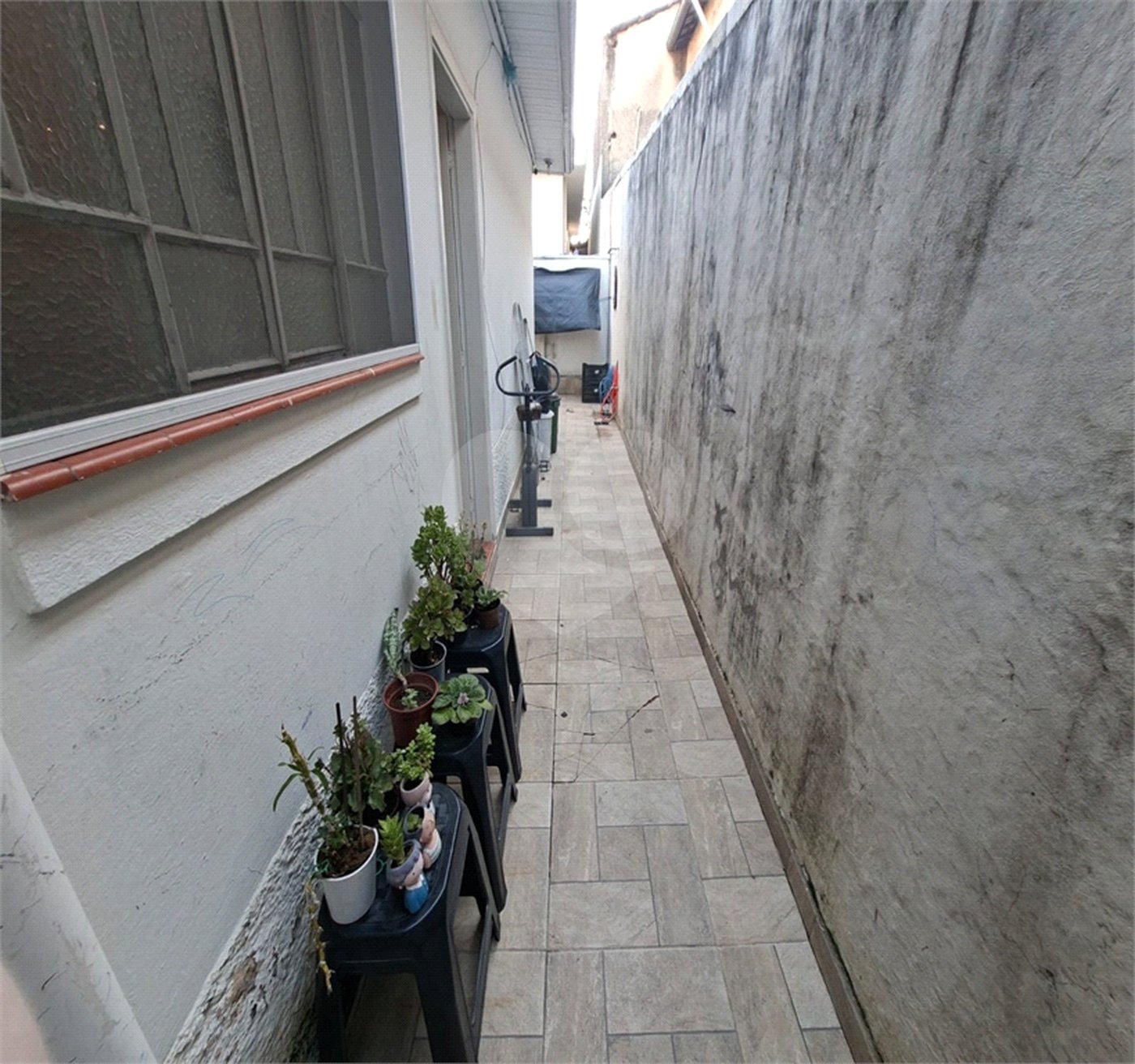 Casa Térrea à venda com 5 quartos, sendo 1 suíte, em Chora Menino, São Paulo, SP