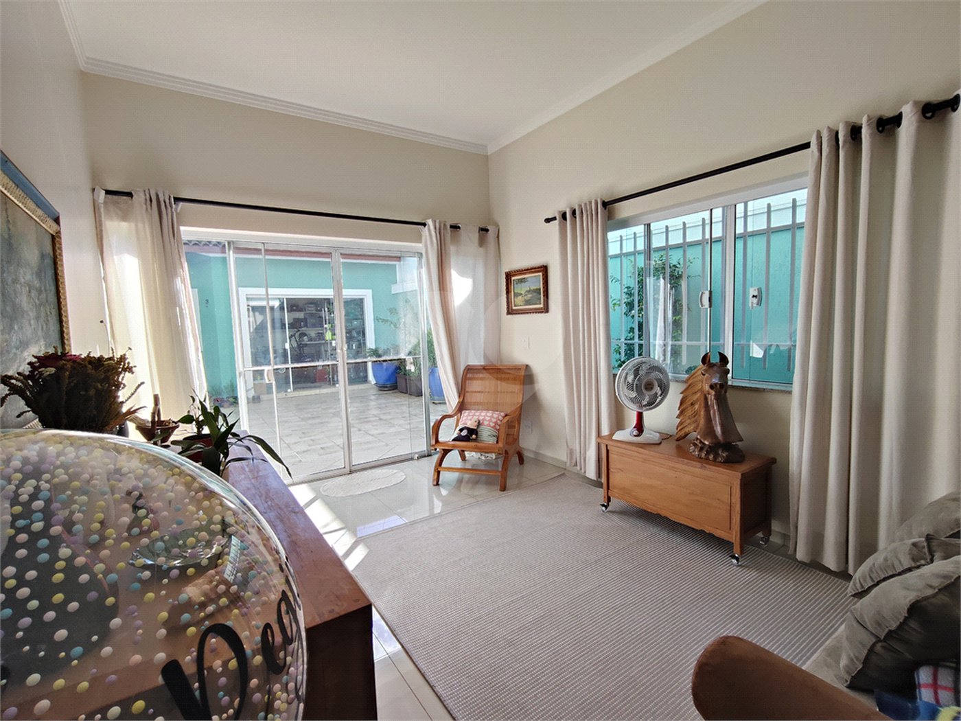 Casa para alugar com 6 quartos, sendo 4 suítes,  no Centro, Itapetininga, SP