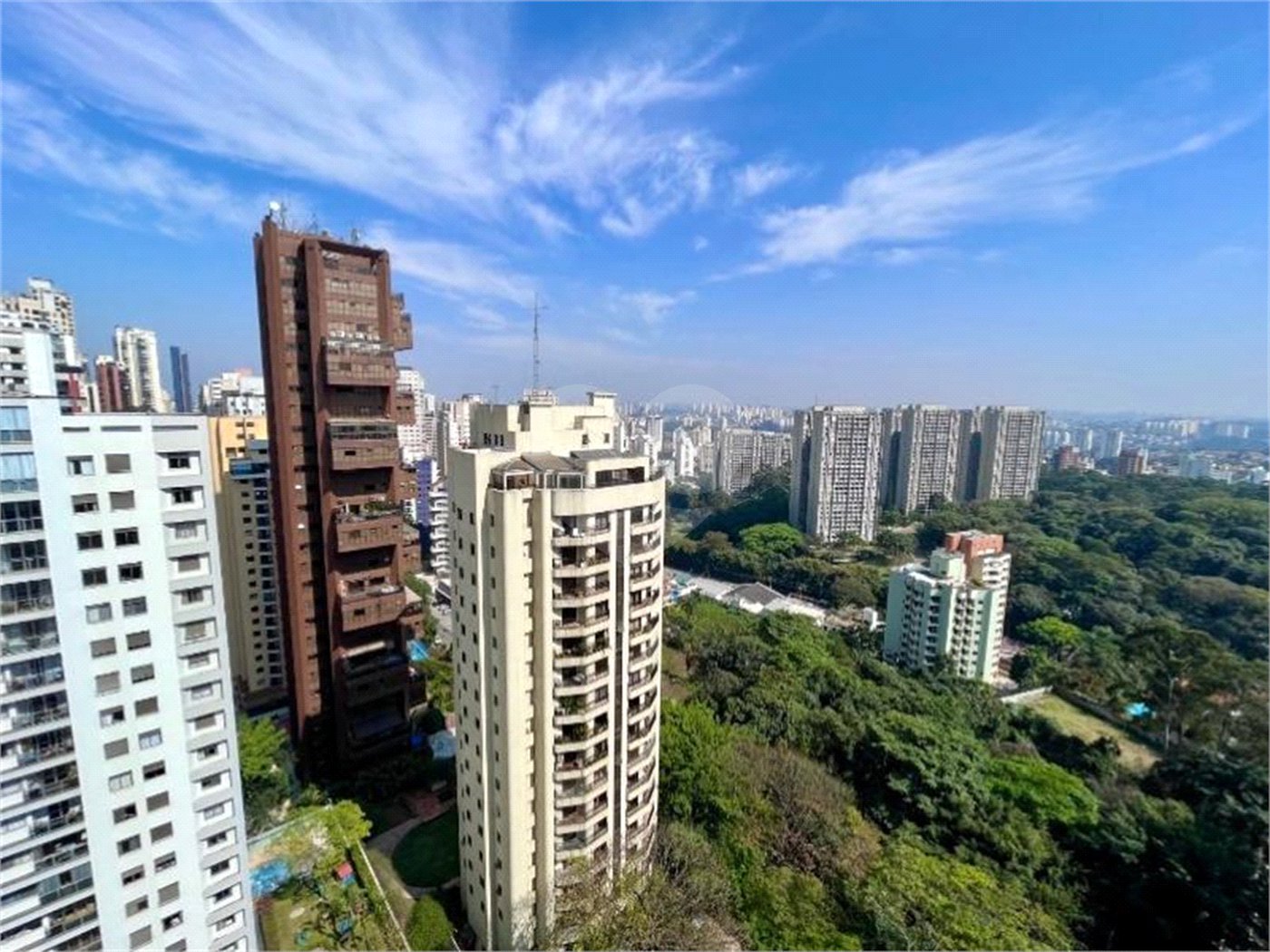Apartamento à venda com 4 quartos, sendo 2 suítes, em Vila Suzana, São Paulo, SP
