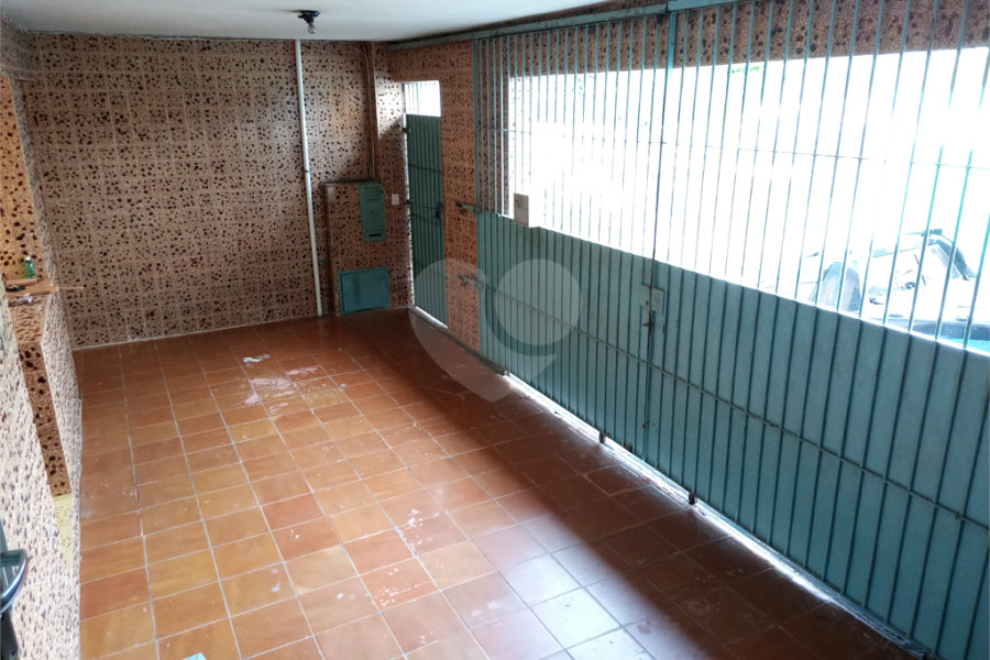 Sobrado à venda com 5 quartos em Horto, São Paulo, SP