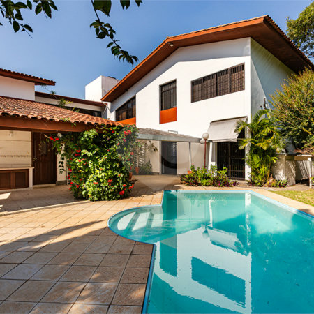 Casa à venda com 6 quartos, sendo 4 suítes, em Butantã, São Paulo, SP