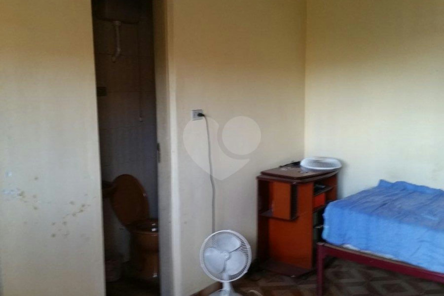 Casa Térrea à venda com 4 quartos em Jardim Peri, São Paulo, SP