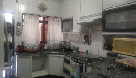 Sobrado à venda com 3 quartos, sendo 1 suíte,  em Vila Guilherme, São Paulo, SP