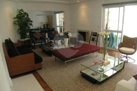 Apartamento à venda com 4 suítes em Vila Suzana, São Paulo, SP