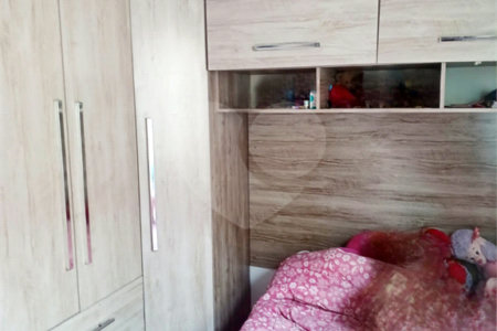 Casa à venda com 3 quartos, sendo 1 suíte,  no condomínio Altos de Poa, Poá - SP