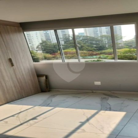 Apartamento à venda com 2 quartos em Vila Andrade, São Paulo, SP