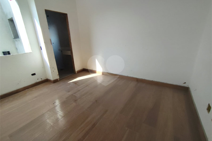 Sobrado à venda com 3 suítes em Santana, São Paulo, SP