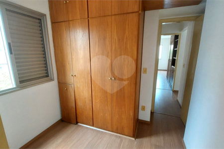 Apartamento à venda com 3 quartos, sendo 1 suíte, em Vila Olímpia, São Paulo, SP
