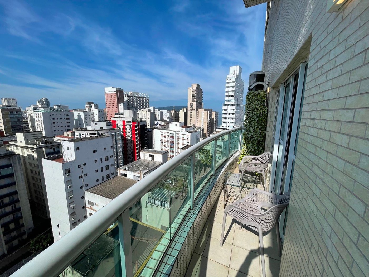 Cobertura com 3 dormitórios à venda, 320 m² por R$ 3.100.000,00 - Gonzaga - Santos/SP