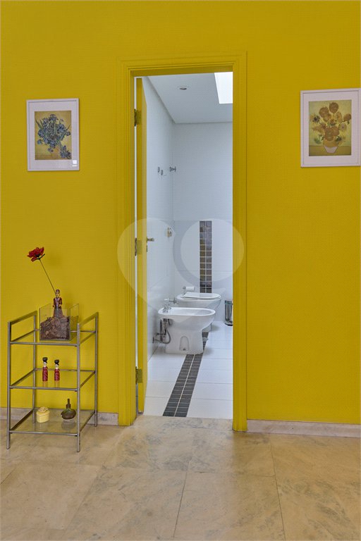 Casa à venda com 4 quartos, sendo 2 suítes, em Brooklin, São Paulo, SP